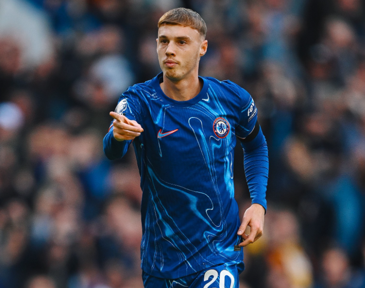 曼联今夏引援策略：弃帕尔默，聚焦防守中场与阵容调整