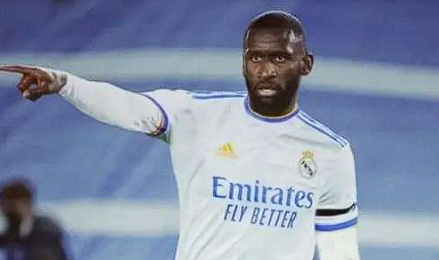 皇马战曼城前夕，吕迪格谈对里科犯规争议