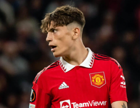 加纳乔访谈：与巨星共事，铸就独特球员之路